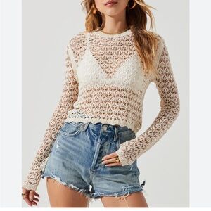 ✨🆕 Astr Bailey Top